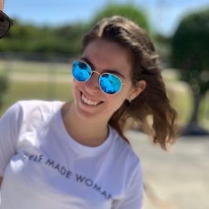 Meet your Posher, Veronica